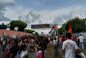corteo sulla tangenziale