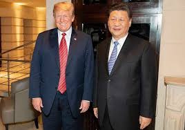 Foto che ritrae Trump e Xi Jinping 