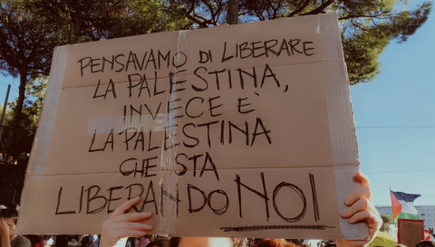 Cartello alla manifestazione del 4 ottobre