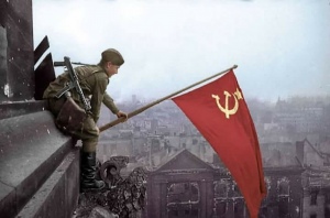 bandiera rossa al vento