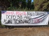 striscione fuori dal casale