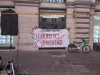 striscione dalla piazza